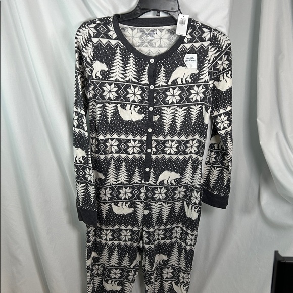 Old Navy Match the Fam Onesie Pajamas - Medium - New - Picture 2 of 8